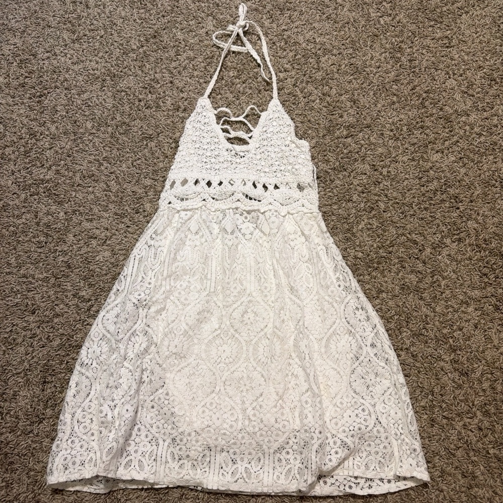 Cupshe White Lace Backless Dress
